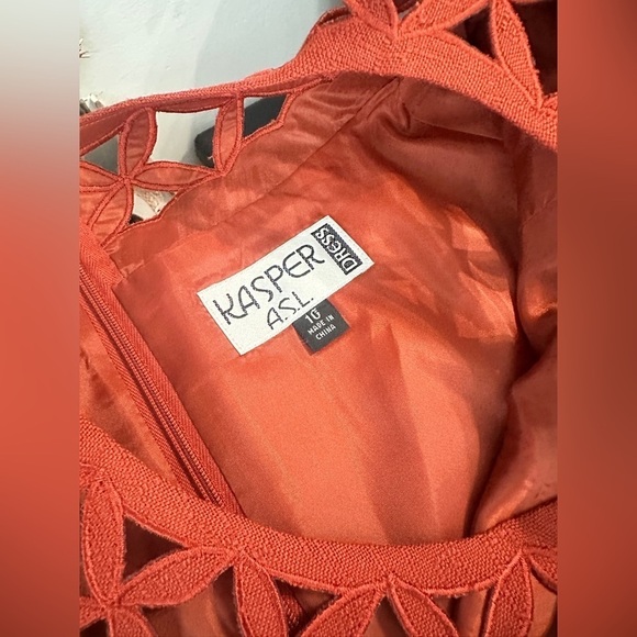 NWT KASPER A.S.L Red-Orange Cutout Neck Short Sleeve Sheath Midi Dress Sz 10 - Picture 3 of 10